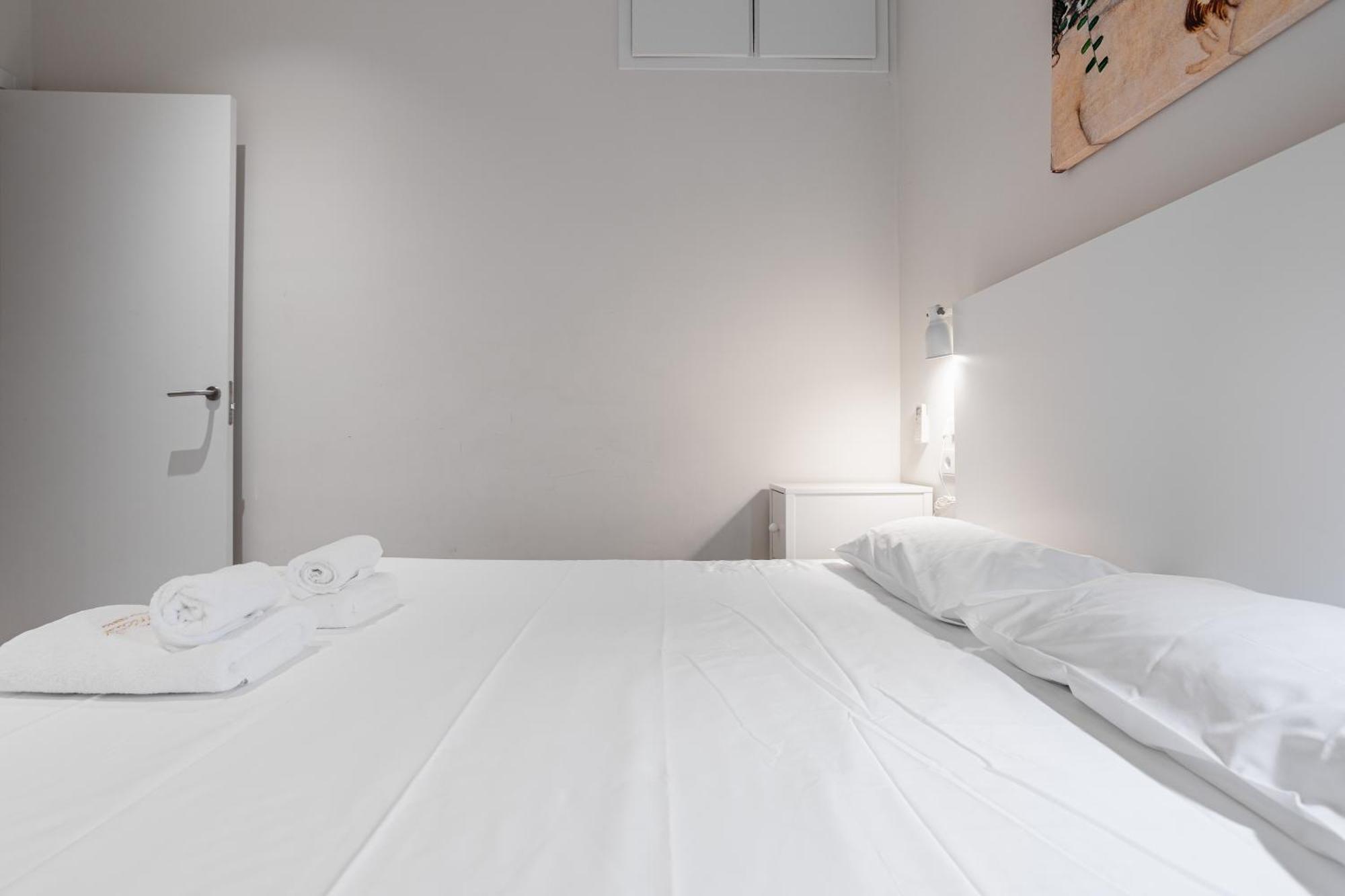 Apt 8 Geranio ชีโรนา ภายนอก รูปภาพ