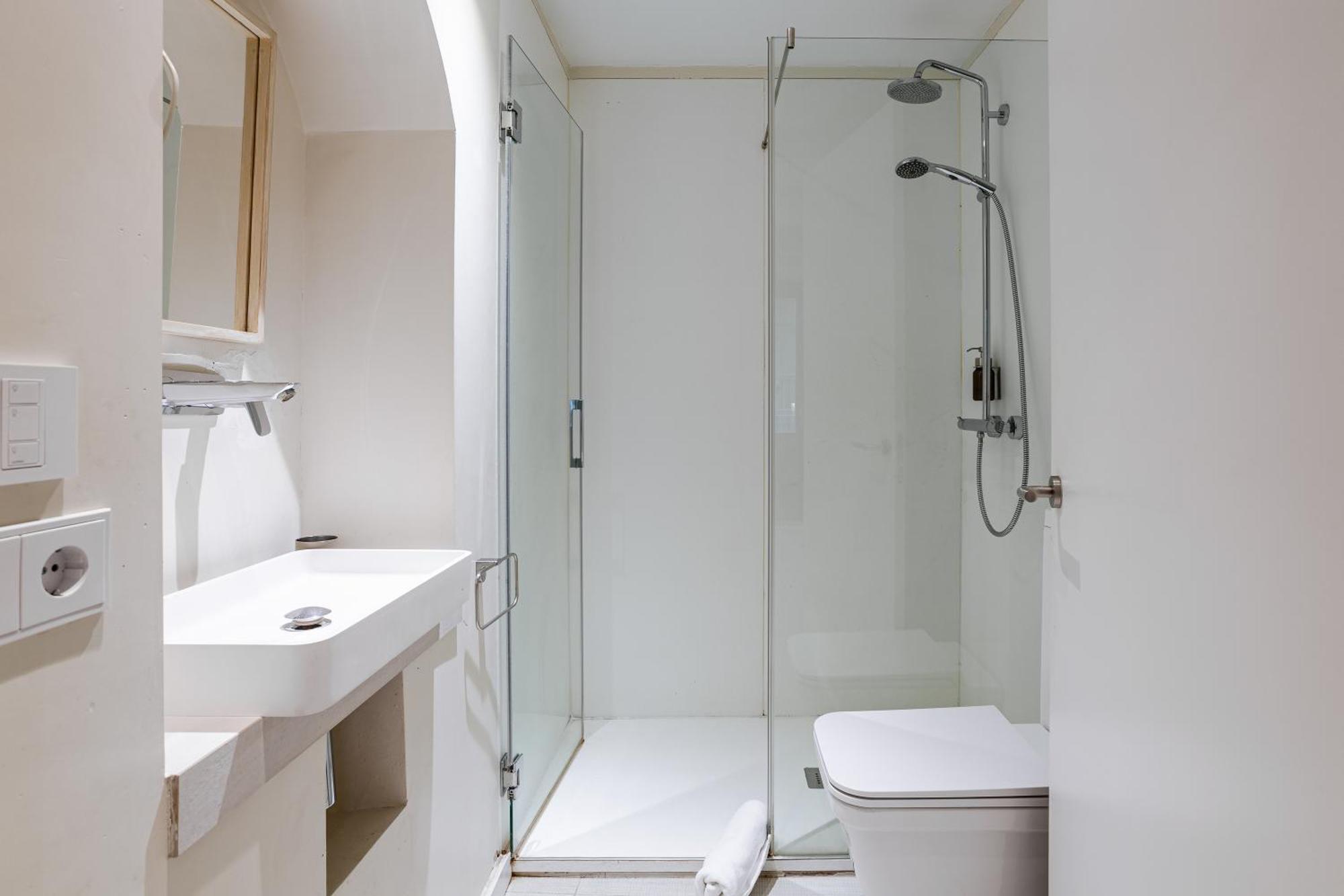 Apt 8 Geranio ชีโรนา ภายนอก รูปภาพ